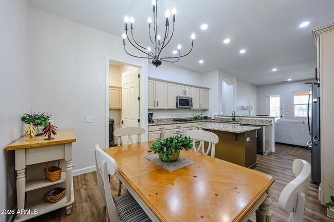 Building Photo - 14383 W Monte Vista Rd