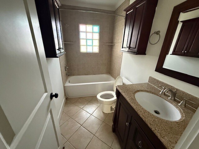 Building Photo - 1118 N Tennessee Blvd