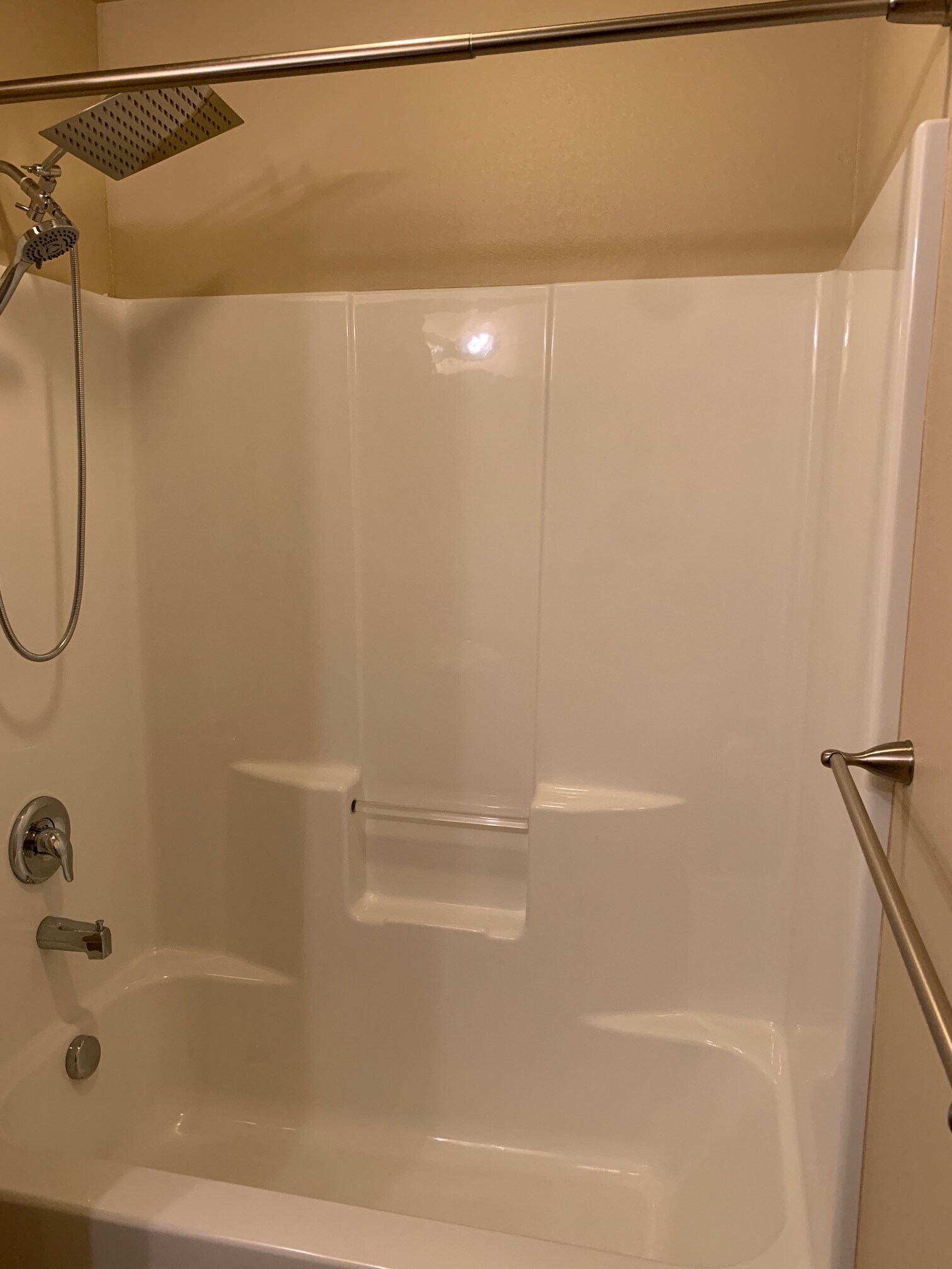 Building Photo - 3025 17th Ave W