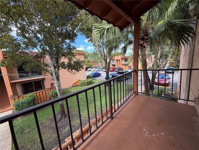 Building Photo - 7101 Miami Lakes Dr