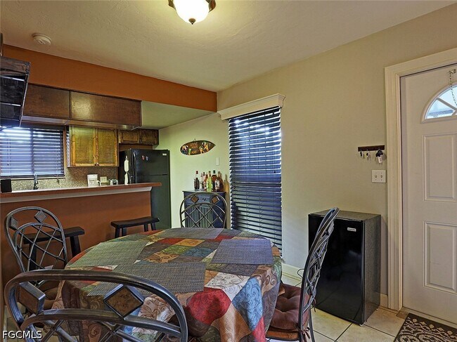 Building Photo - 5804 Newfoundland Cir