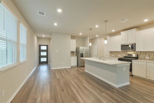 Building Photo - 17418 Rosette Grass Dr