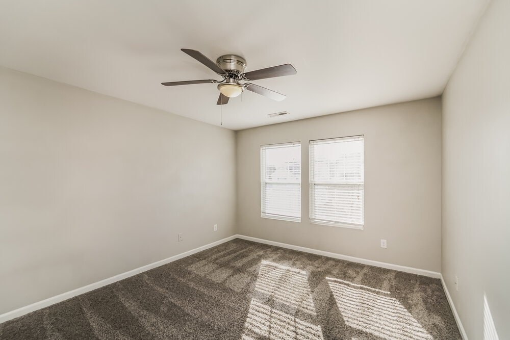 Building Photo - 4828 Abercromby St