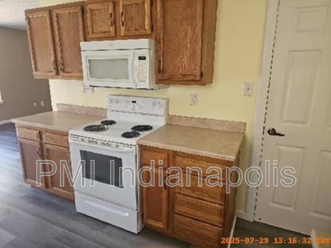 Building Photo - 13015 Wingstem Ct