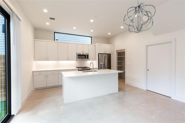Building Photo - 1116 Walton Ln