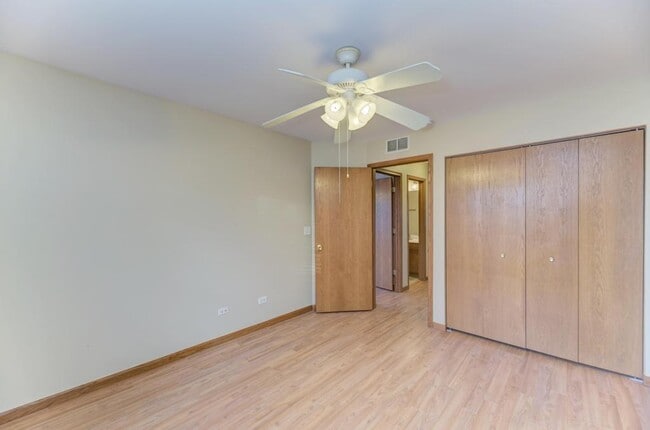 Building Photo - 5130 Freeport Ct