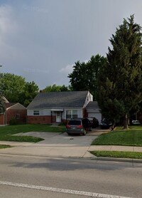 Building Photo - 530 Western Row Rd