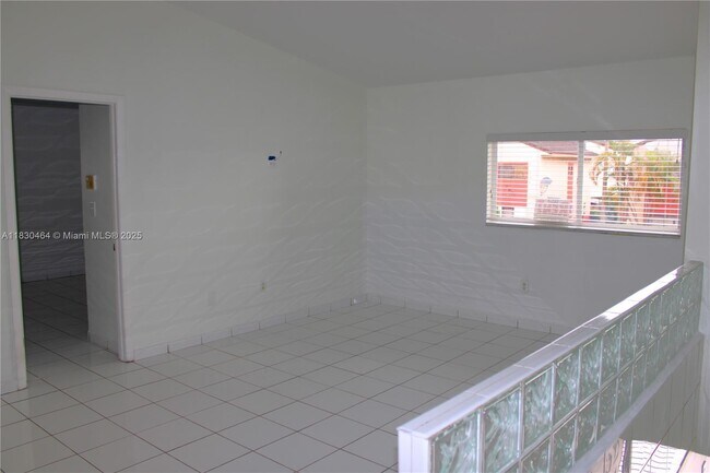 Building Photo - 2895 W 76th St