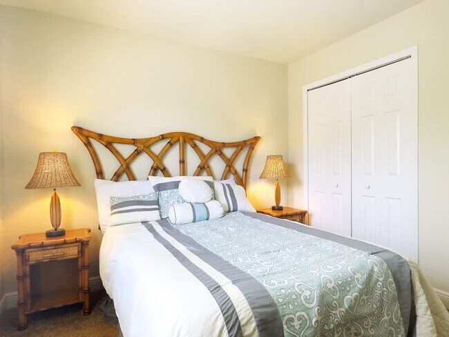 Building Photo - 3306 Calabria Ave