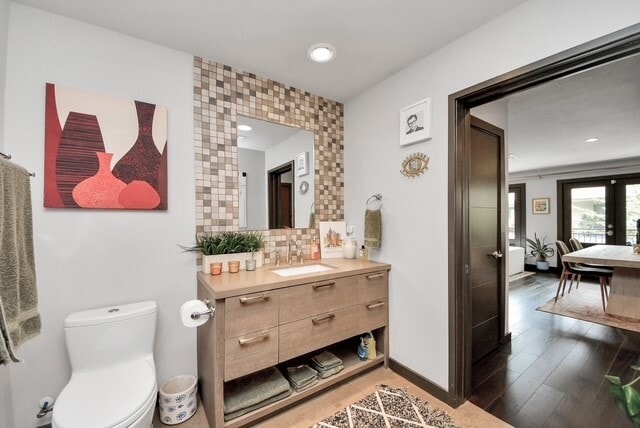 Building Photo - 1410 Hyde Park Blvd