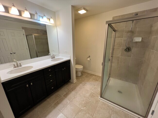 Building Photo - 4014 Pompton Ct