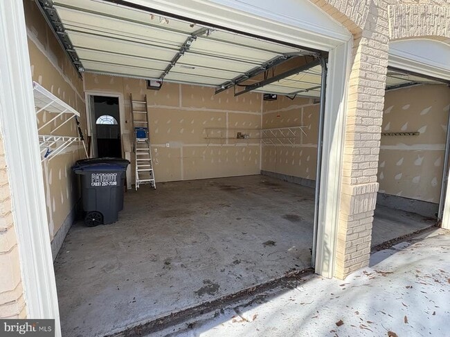 Building Photo - 12739 Lady Somerset Ln