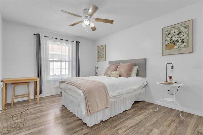 Building Photo - 37 Princeton Ln