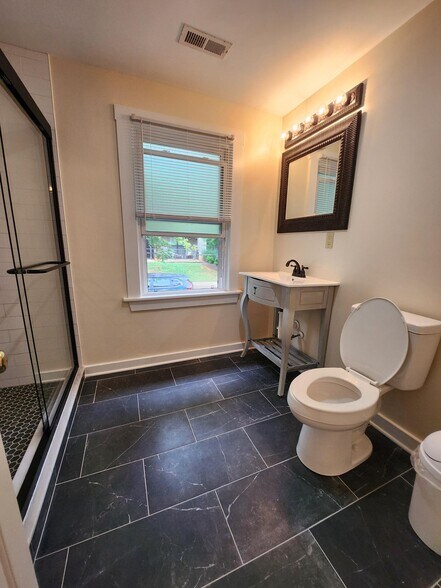 Bathroom - 142 Carlton Rd