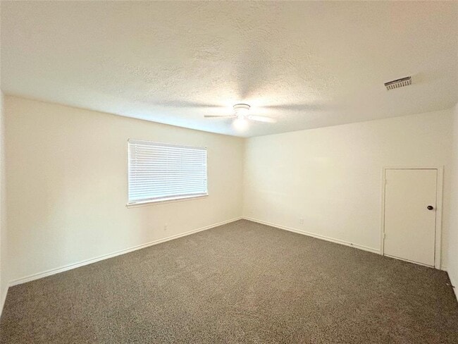 Building Photo - 119 Asheboro Dr