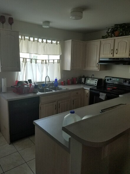 Building Photo - 17178 E Whitaker Drive