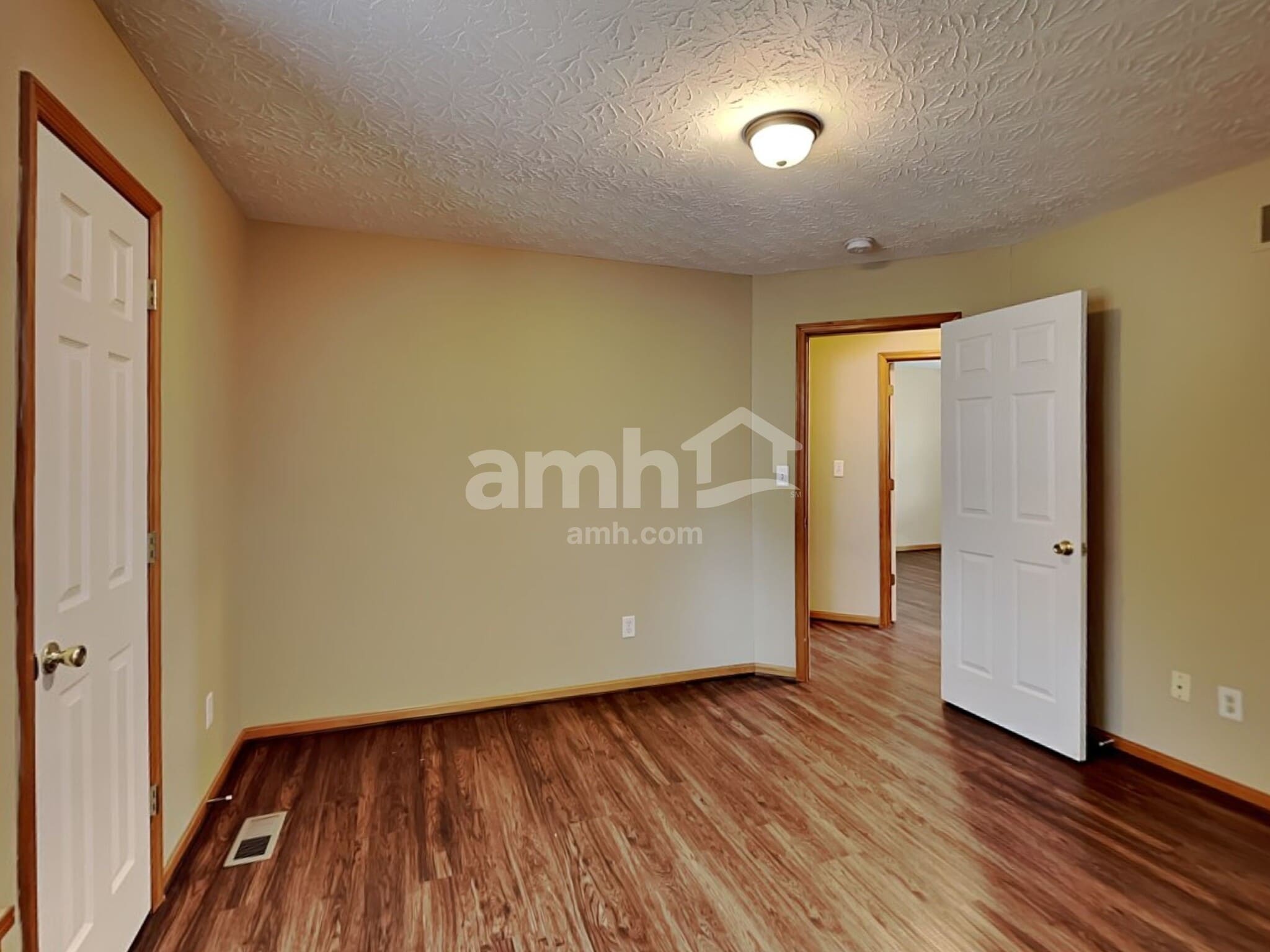 Building Photo - 55 Saddle Creek Ln