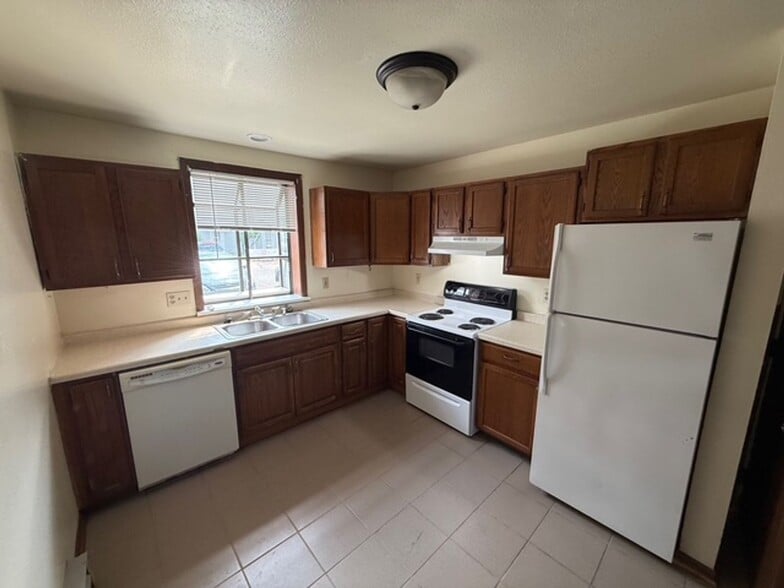 Interior Photo - Pinebrook Corner Apartments