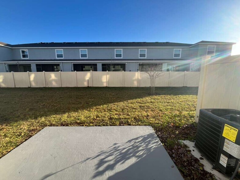 Building Photo - 31268 Paper Birch St