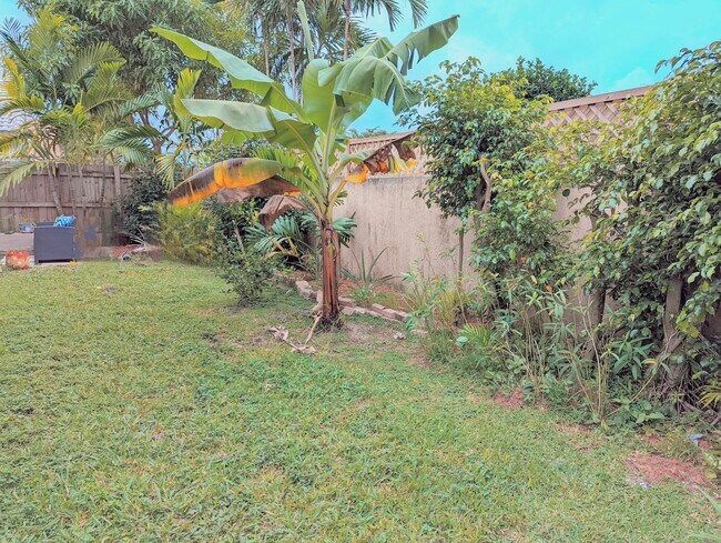 Building Photo - 22889 Sterling Lakes Dr