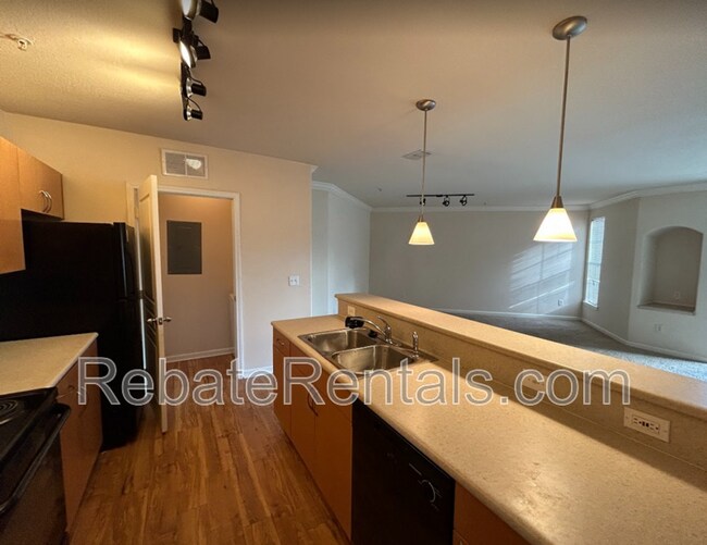 Building Photo - 8290 Gate Pkwy W