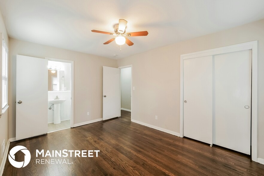 Building Photo - 13113 E 44th Terrace S