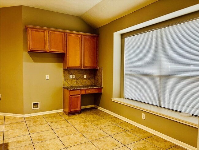 Building Photo - 18215 Linden Forest Ln