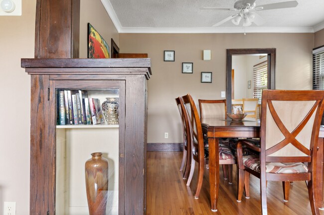 Building Photo - 935-937 Marshall Avenue