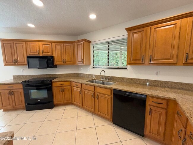 Building Photo - 47 Turtleback Trail