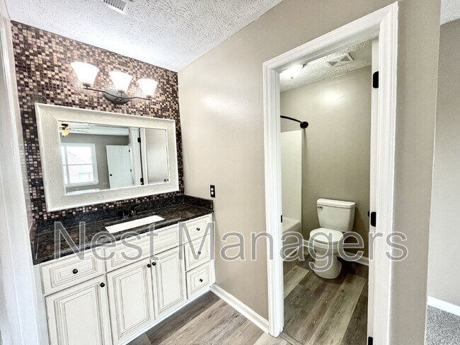 Building Photo - 4206 Buckhurst Dr