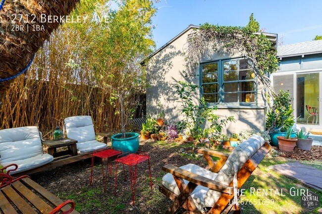 Building Photo - Hidden Away Silver Lake One Year Rental! |...