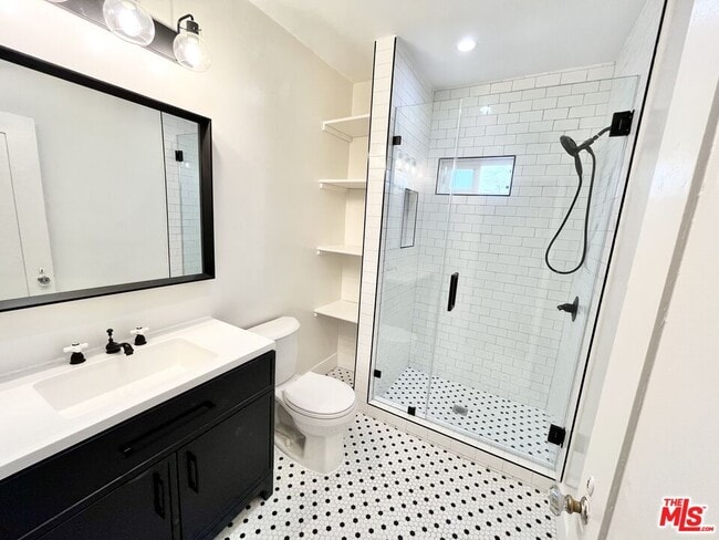 Building Photo - 1268 S Highland Ave