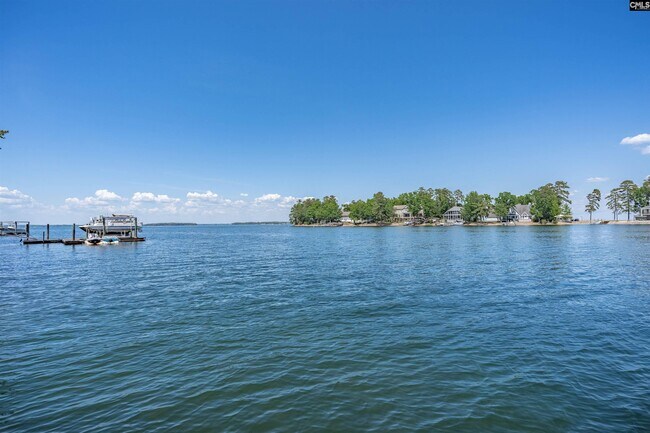 Building Photo - 301 Harbor Heights Dr