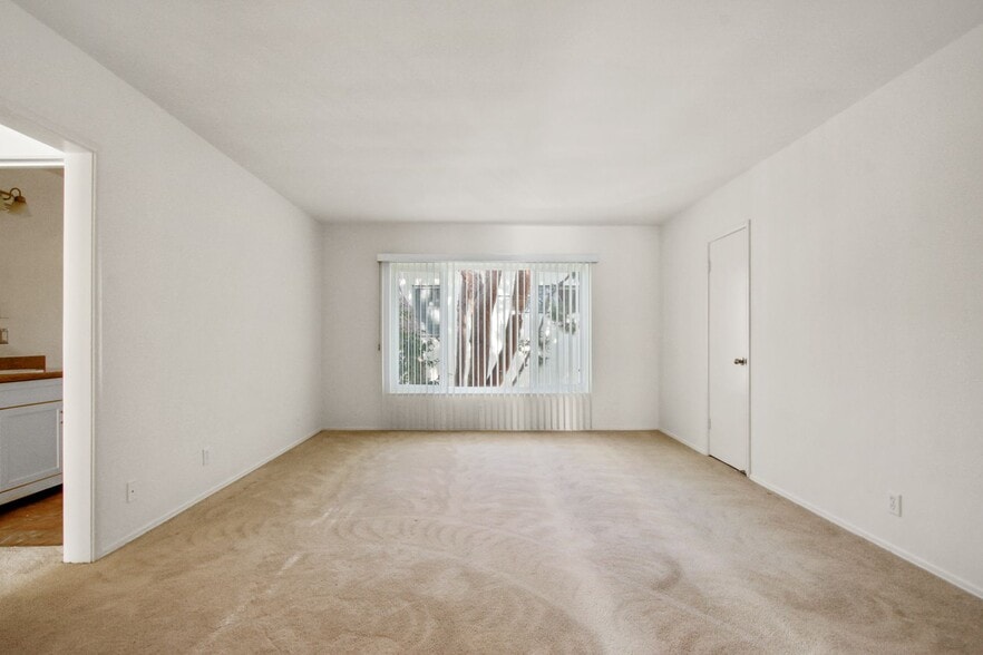 Building Photo - 1234 10th St