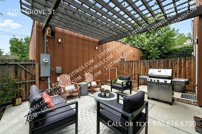 Building Photo - 2701 Grove St