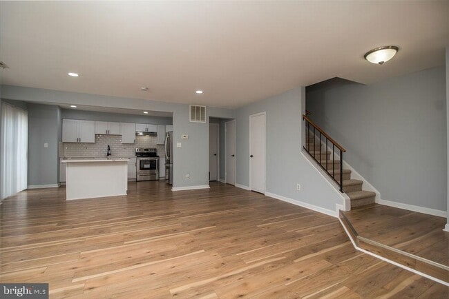 Building Photo - 11400 Appledowre Way