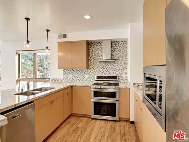 Building Photo - 2612 Corralitas Dr