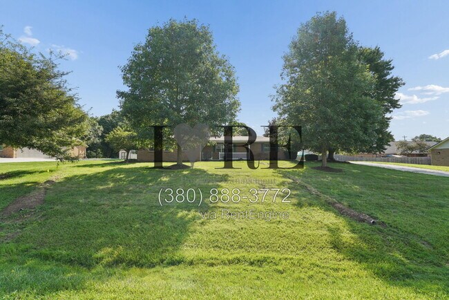 Building Photo - 10 Buckeye Blvd