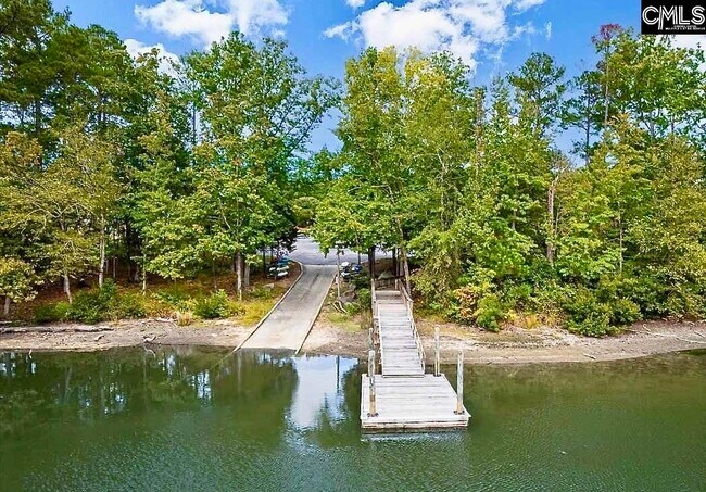 Building Photo - 149 Breezes Dr