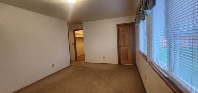 Building Photo - Spacious 3-Bedroom Home on a Quiet Cul-de-Sac in McKinleyville