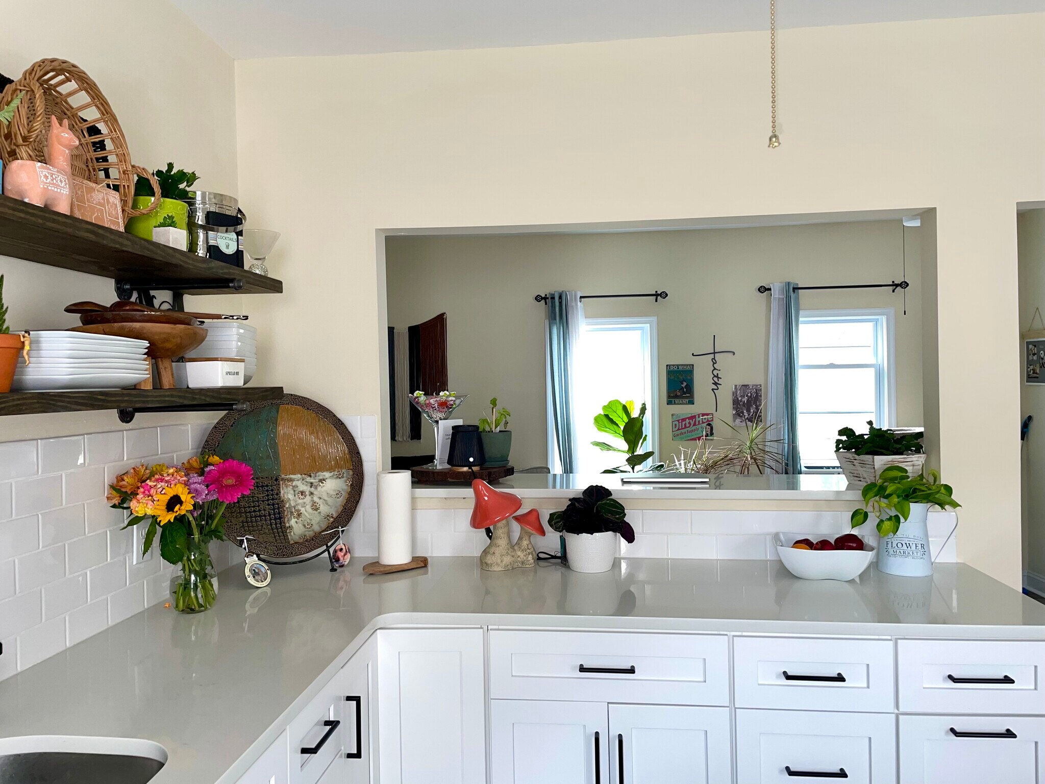 Building Photo - 203 Moreau St