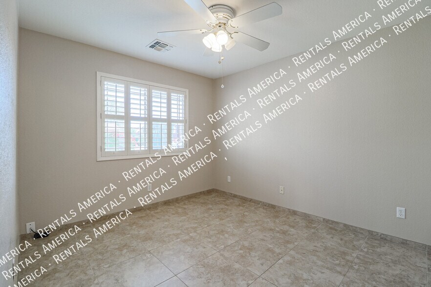Building Photo - 2575 N Lupita Pl