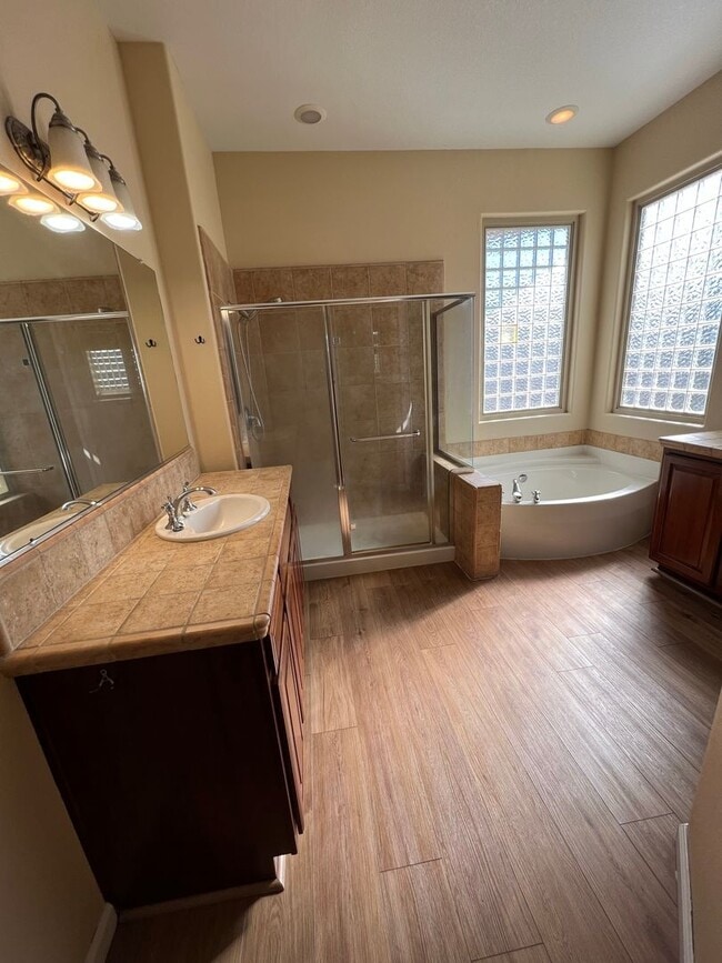 Building Photo - 9900 Wilbur May Parkway Unit 2406 / Just R...