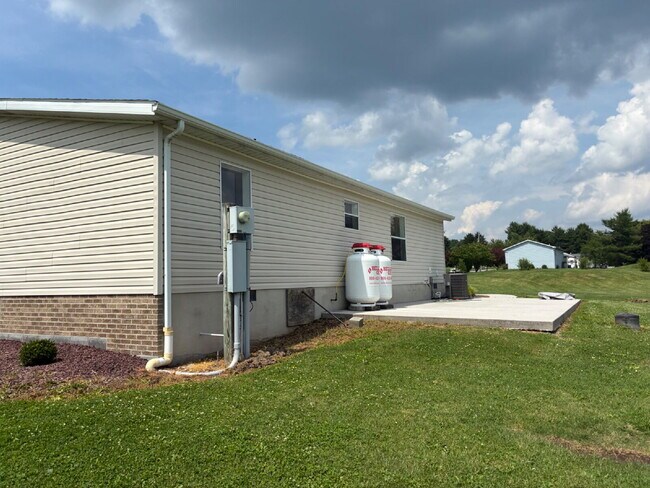 Building Photo - 95 Union Church Rd