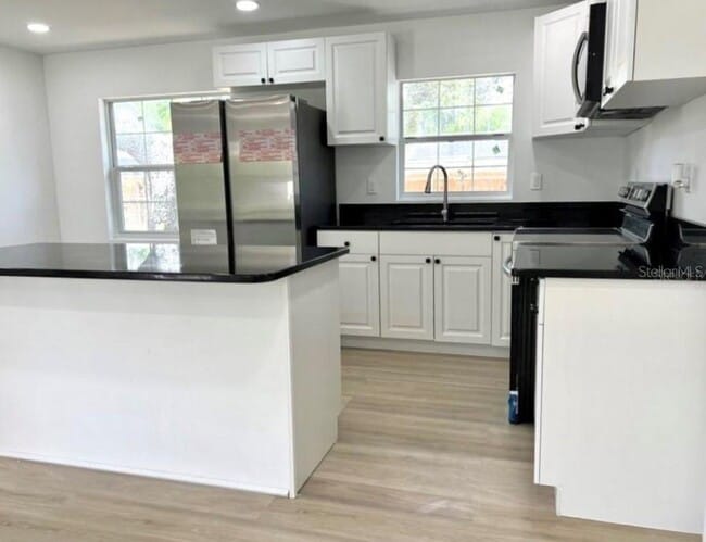 Building Photo - 3312 Chariot Pl