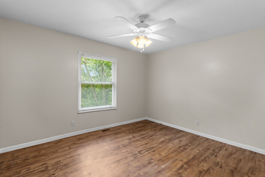Building Photo - 3066 Grassy Valley Dr