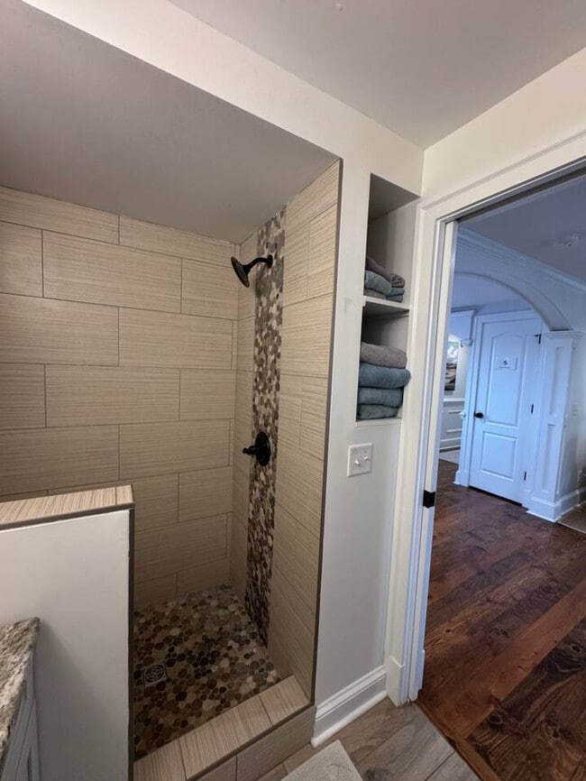 Building Photo - 16615 Spotswood Trail