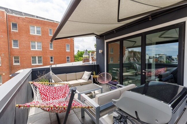 Building Photo - Modern Penthouse in Columbia Heights