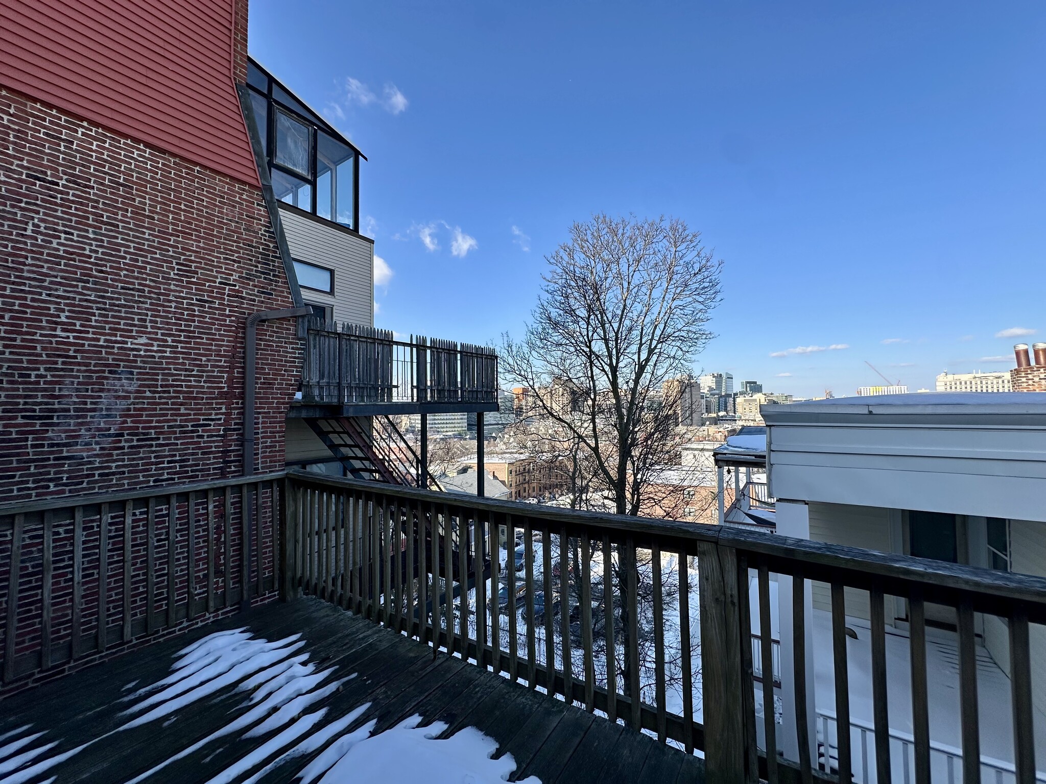 Private top floor patio - 143 Hillside St