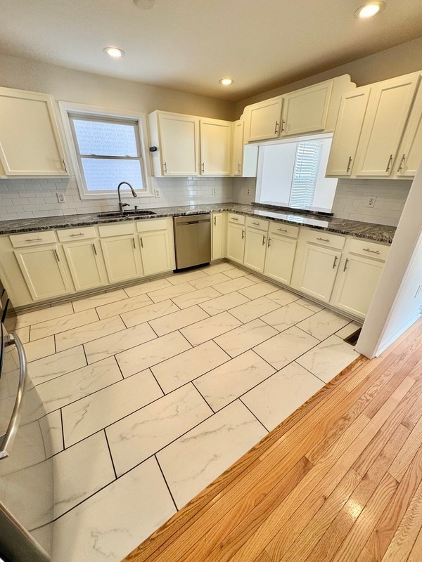 Building Photo - 1214 Bainbridge St